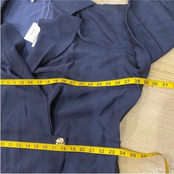 Vince long sleeve wrap dress in navy NWT - Picture 12 of 13